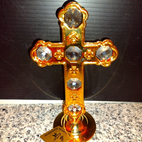 Cross - 24k Gold Plated Spectra Crystals by Swarovski Standing Studded Cross. - Picture 4 of 6